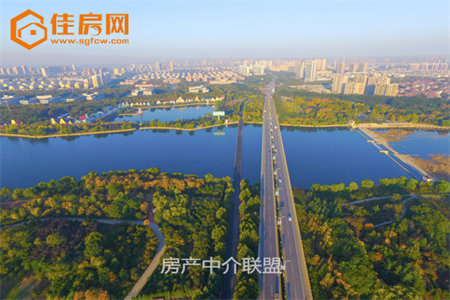 园博御园3室2厅2卫90万121m2精装修出售有证能分期